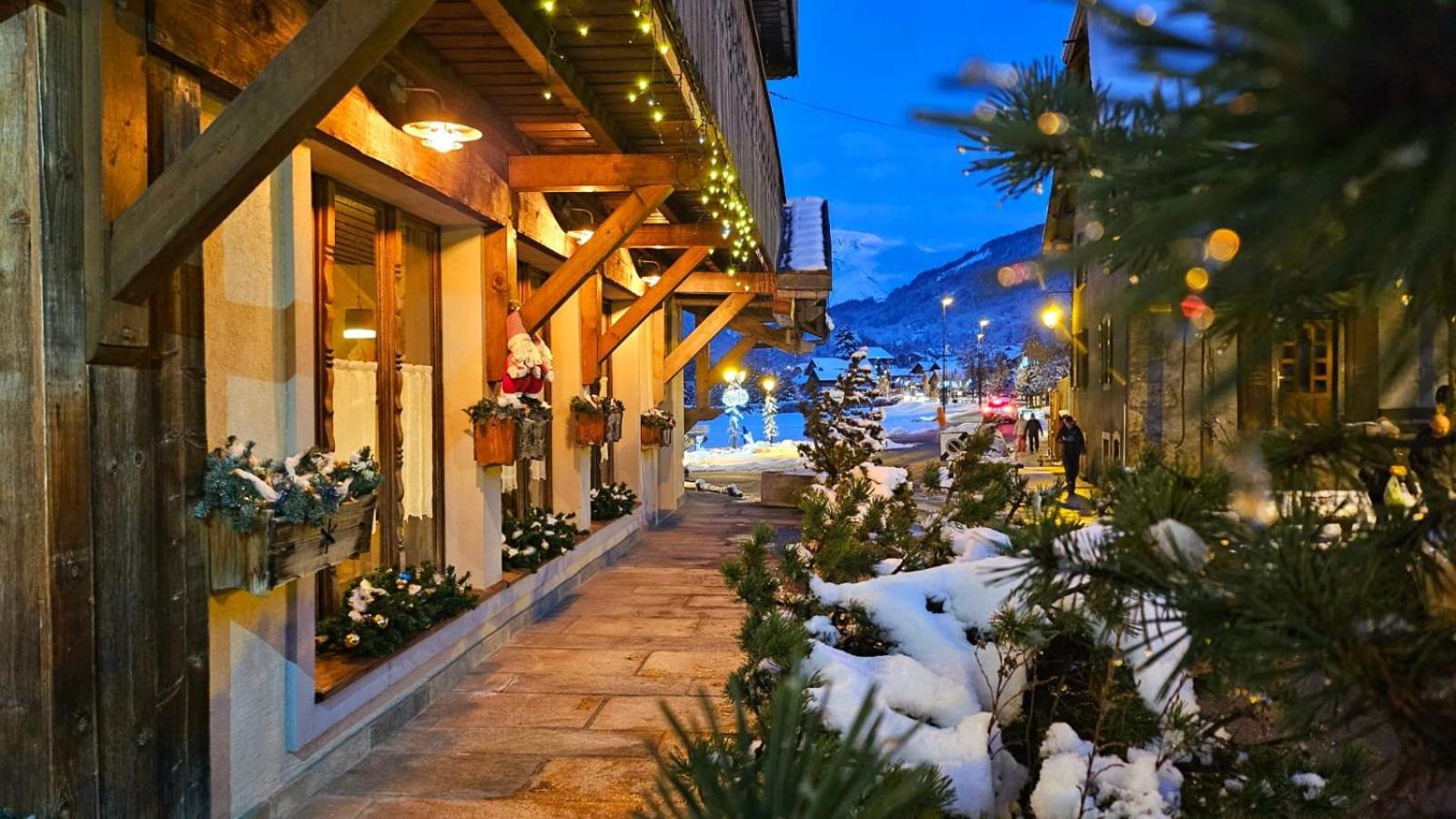 Hotel-Spa Le Morillon Charme & Caractere Exterior foto